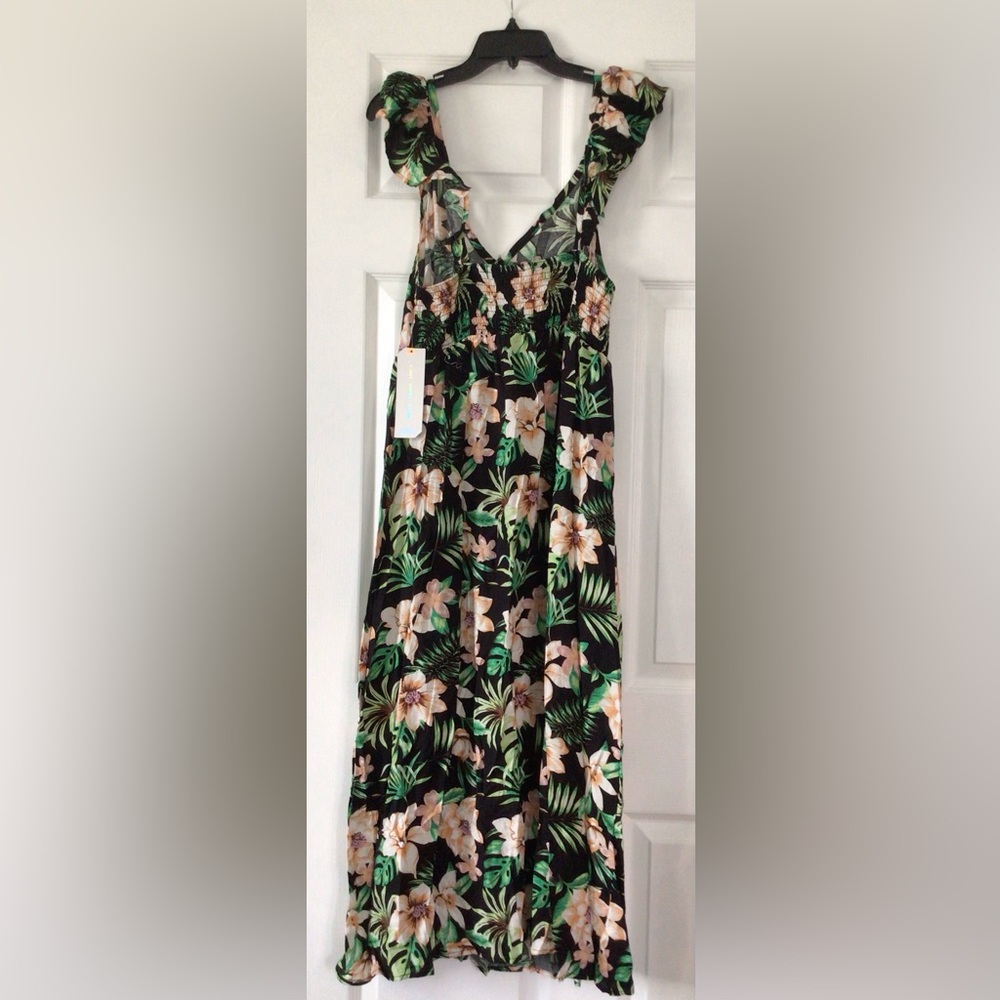 Almost Famous Black and Green Floral Maxi Skirt